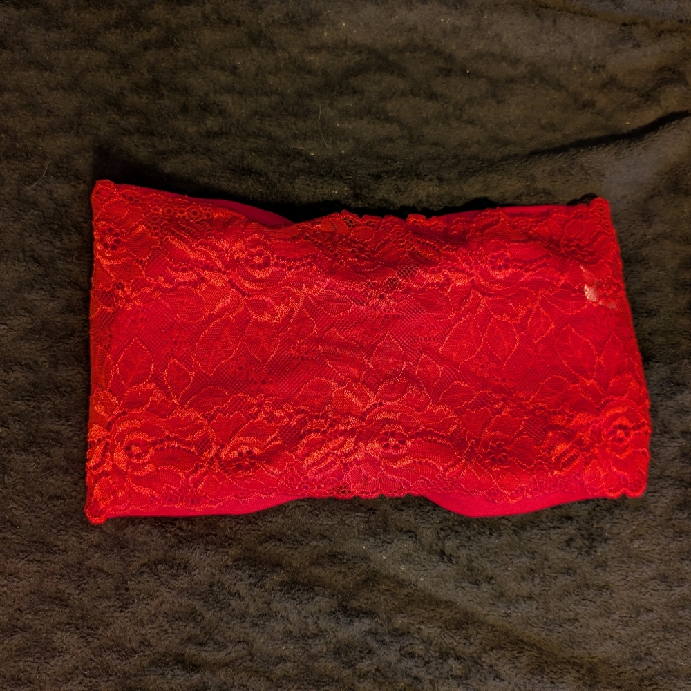 Callie Lives Red Bandeau - Picture 3 of 8
